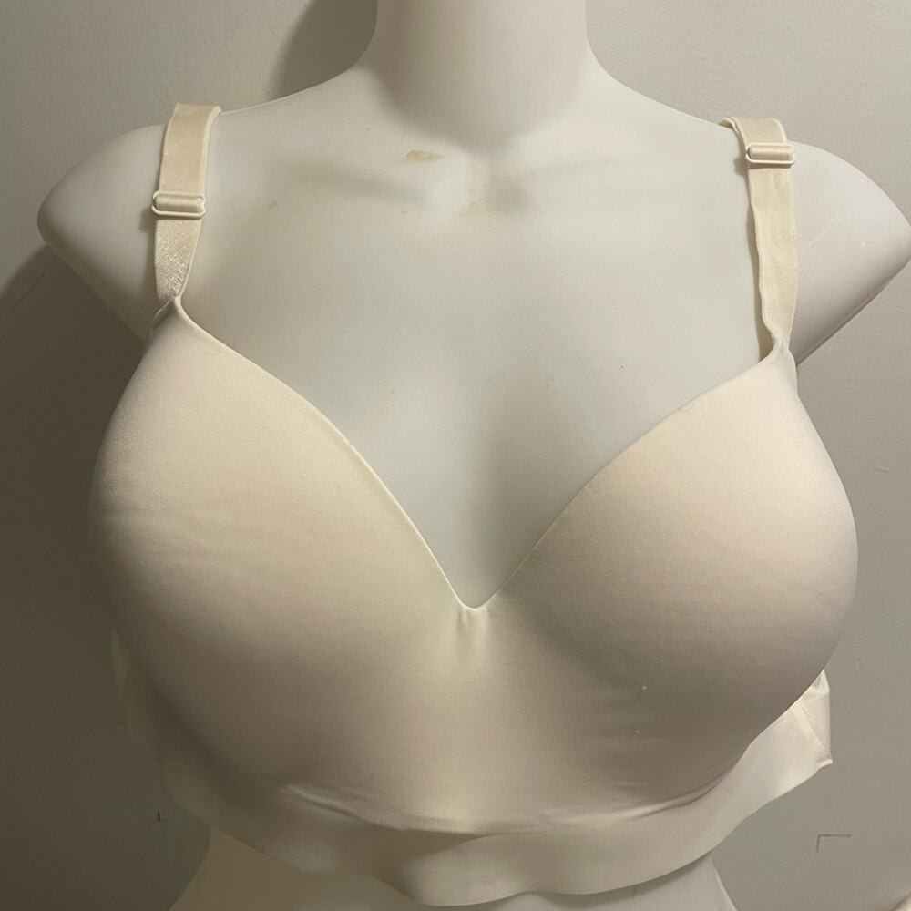 Soma Brand‎ Enbliss Luxe Wireless Lace J Hook Ivory Size 38B